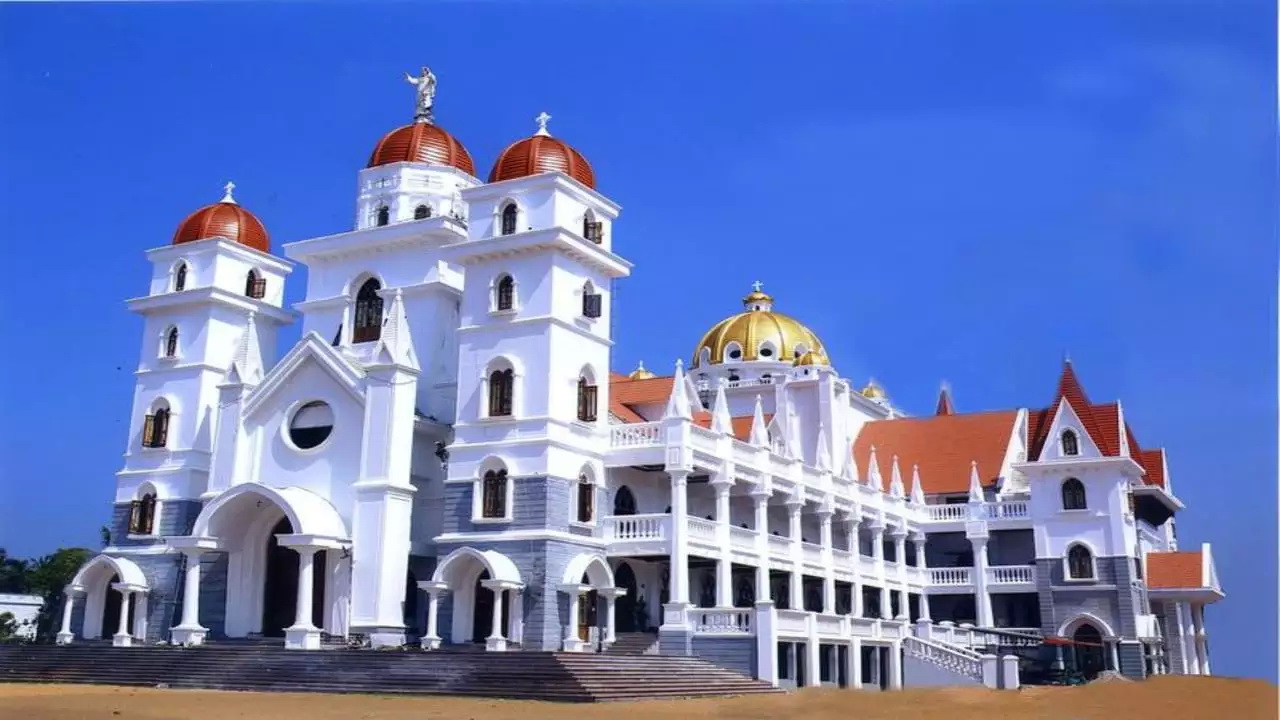 Madre De Deus Church Vettukad Thiruvananthapuram